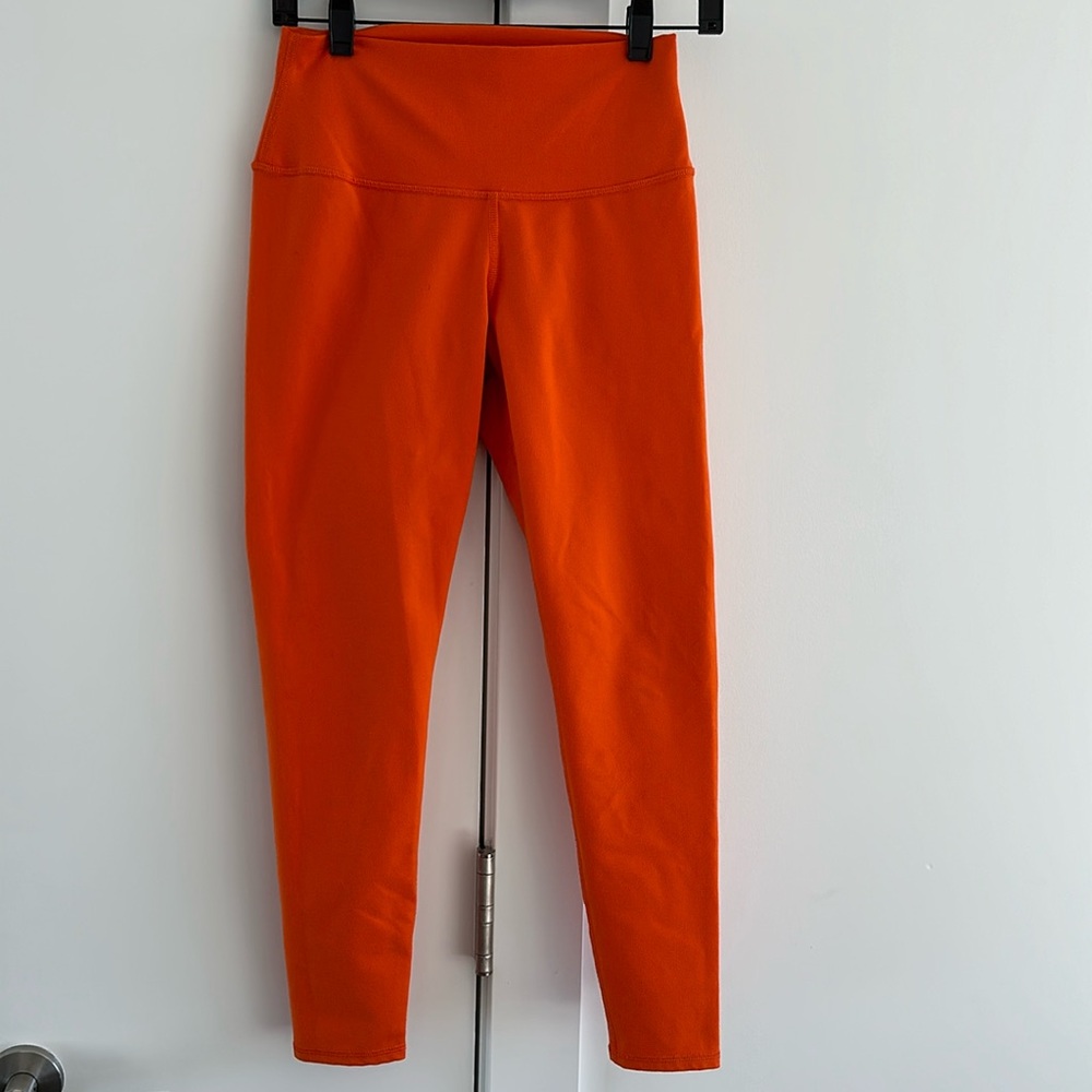 Alo Yoga leggings